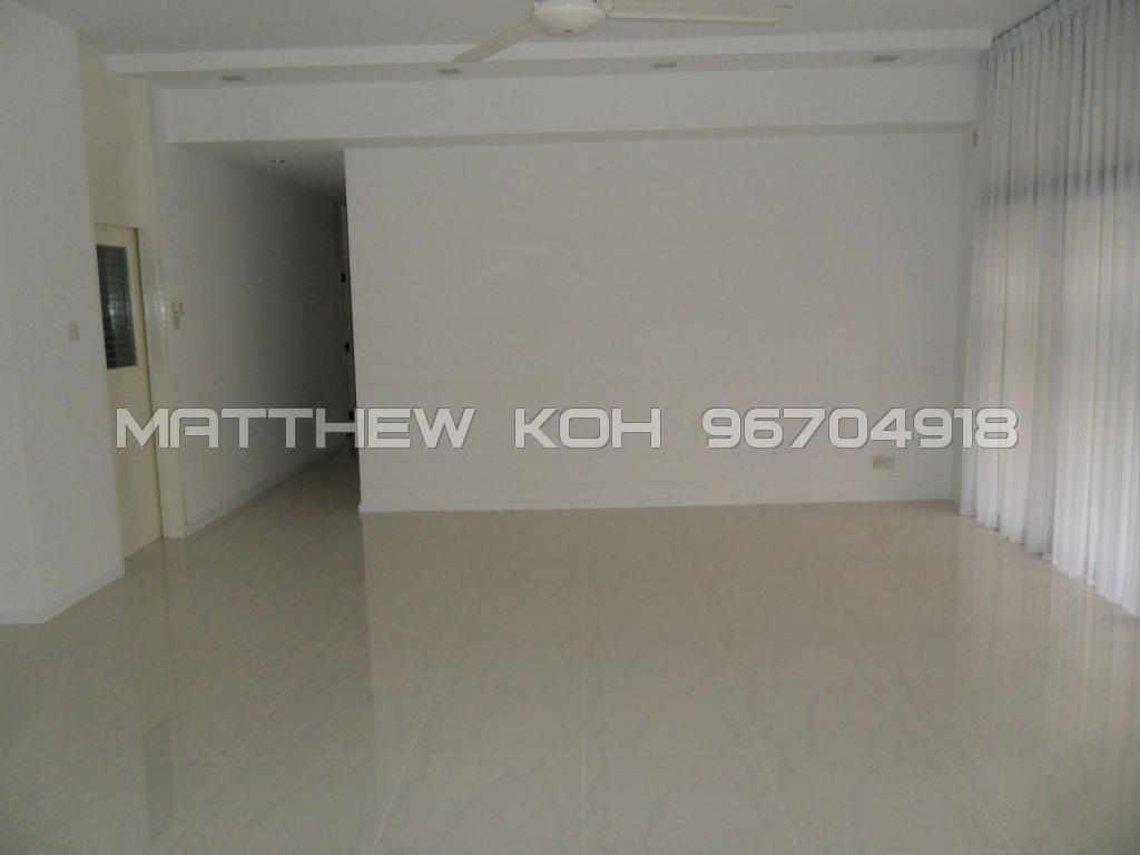 Village Tower (D10), Condominium #95864162